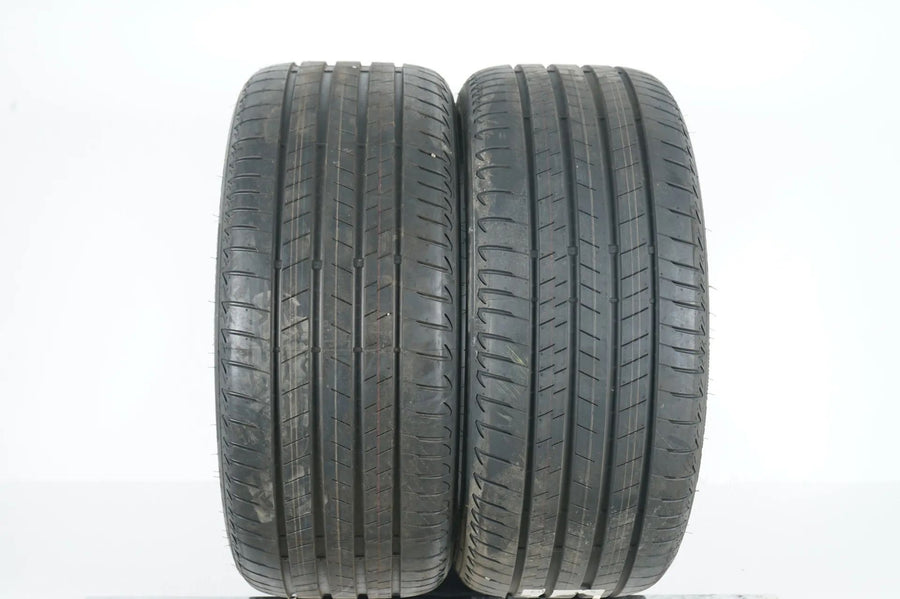 2 pneus été de démonstration Bridgestone 275/40/20 pouces BMW* DOT23 RFT