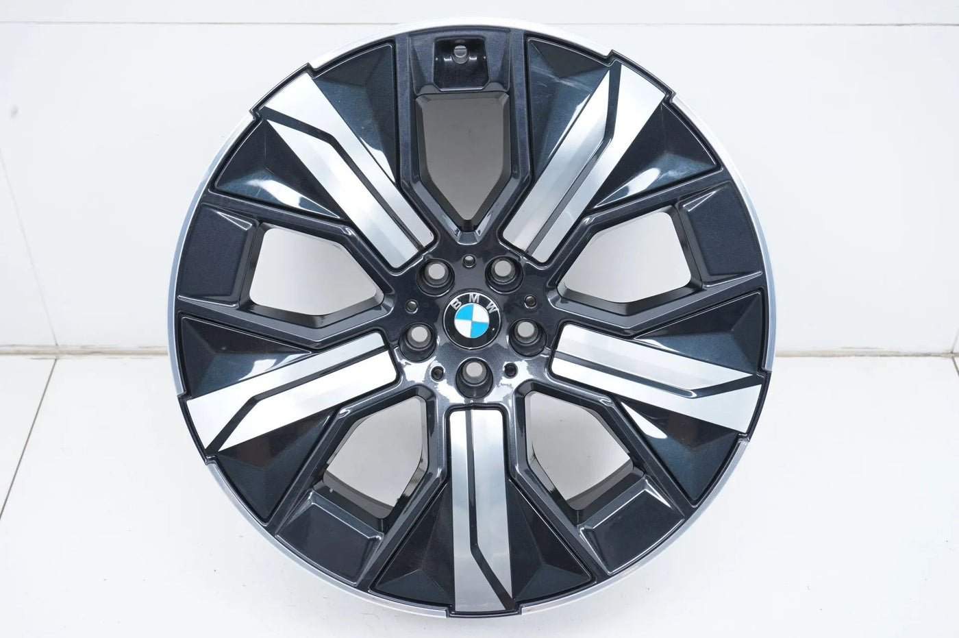 1 x BMW iX20 i20 Alloy Wheel 21 Inch 1011 5A02654 9J ET36
