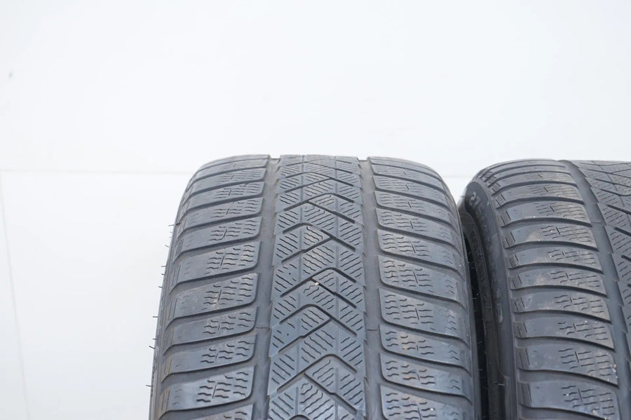 2x Winterreifen 275 40 18 Zoll Pirelli ca.4 mm DOT20/19 MO