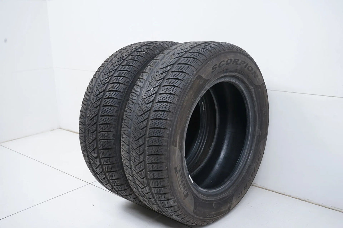 2x Pirelli winter tires 235 65 17 inch DOT20 MO approx. 5 mm tread depth Detailansicht 3