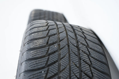 Wie Neu Audi Q2 81A Winterräder Winterreifen 215 55 17 Zoll 8mm 81A601025C