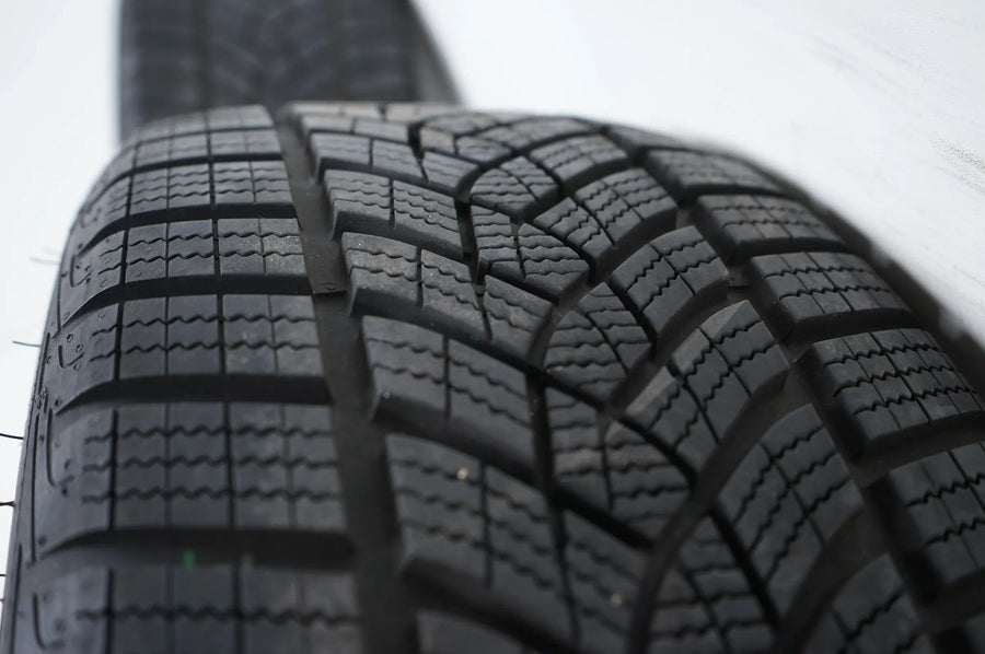 Mercedes C-klasse W206 winterbanden winterwielen 225 45 18 inch A2064014900
