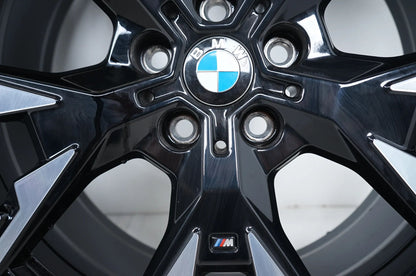 BMW Série 1 Série 2 F70 F74 roues été pneus été 235 40 19 pouces 976M 5A45267