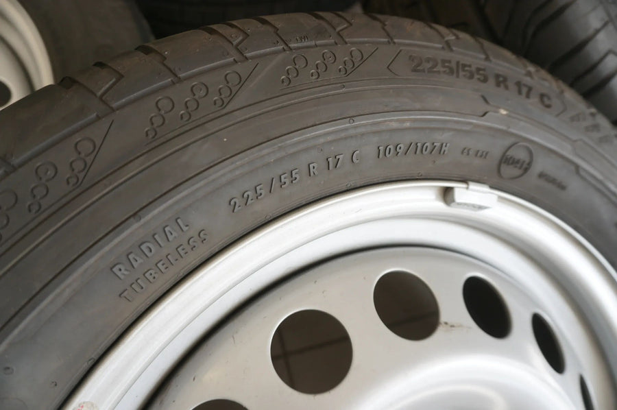 Original Mercedes Vito W447 Stahlfelgen Sommerräder Sommerreifen 225 55 R17C 8mm