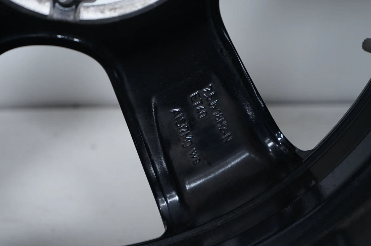 WieNeu Mercedes C Klasse W206 Winterräder NEU Winterreifen 18 Zoll A2064014700 Detail view 16