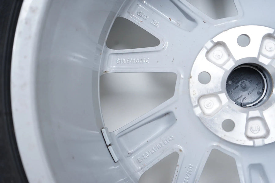 Wie Neu Audi Q2 81A Winterräder Winterreifen 215 55 17 Zoll 8mm 81A601025C