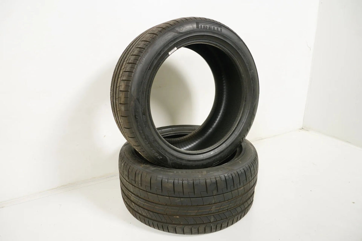 2x Summer tires 285 40 19 inch approx. 6 mm Pirelli P Zero DOT18 MO Detail view 3