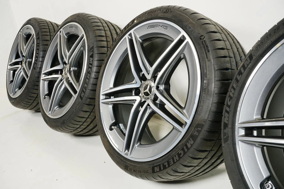 Mercedes CLA45 W118 C118 summer wheels summer tires 255 35 19 inch Detailansicht 9