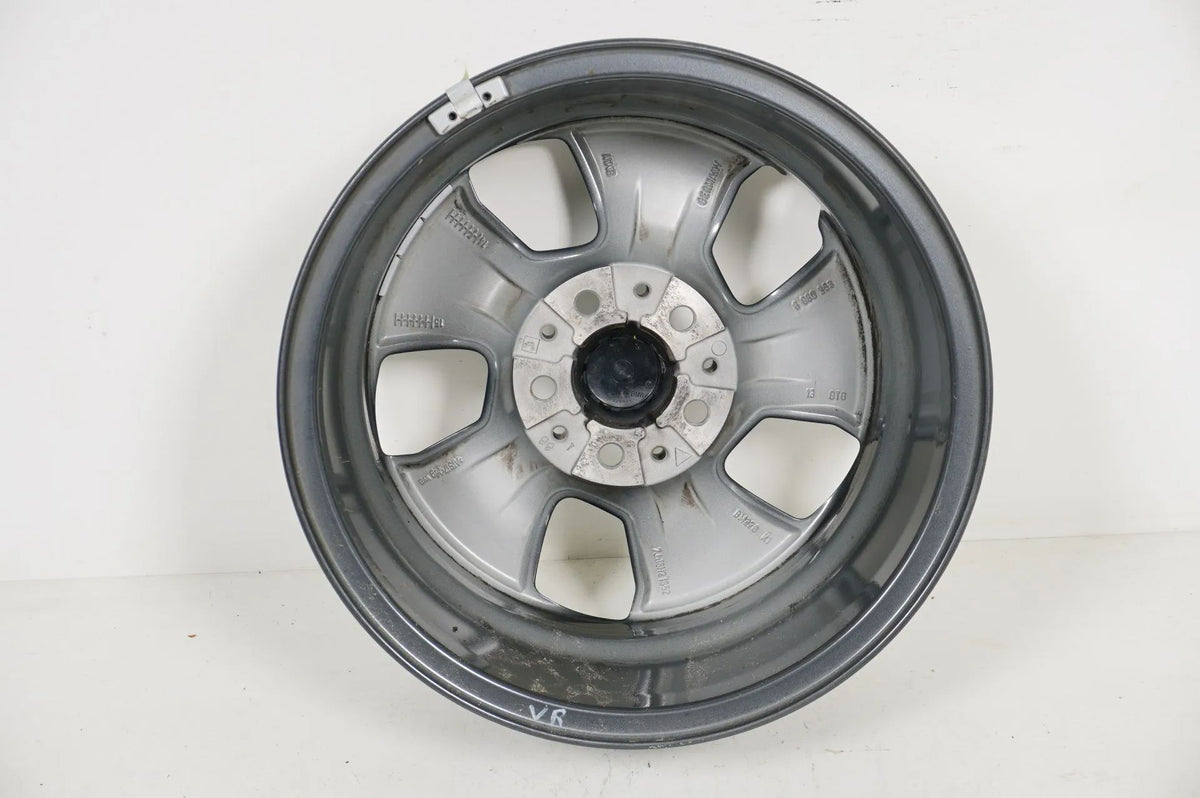 1 x hliníkový disk BMW řady 2 Active Tourer F45 F46 16 palců 472 6860253 Detailní zobrazení 9