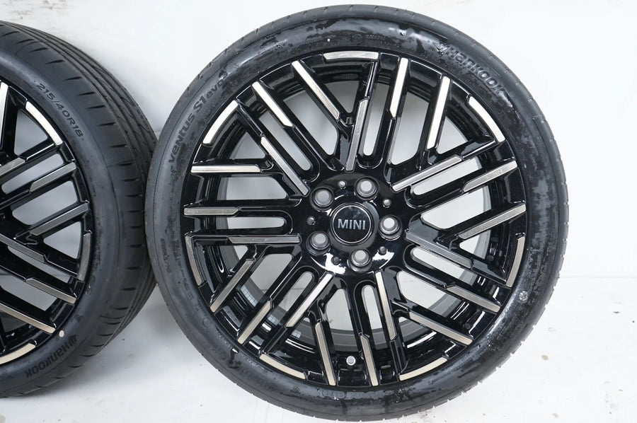 Neu MINI F65 F66 F67 Winterräder mit neuen Winterreifen 215 40 18 Zoll 959 5A3E640