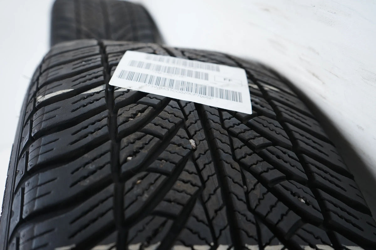 BMW řady 5 G30 G31 zimní pneumatiky zimní kola 245 45 18 palců 619 7mm 6861224 Detailní zobrazení 10