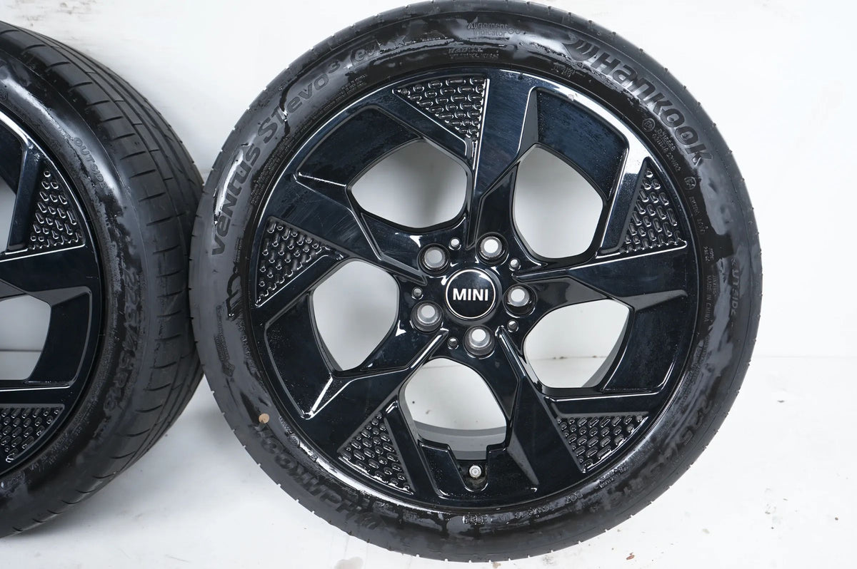 MINI Aceman J05 roues été pneus été 225 45 18 pouces 985 5A90F48 Vue détaillée 6