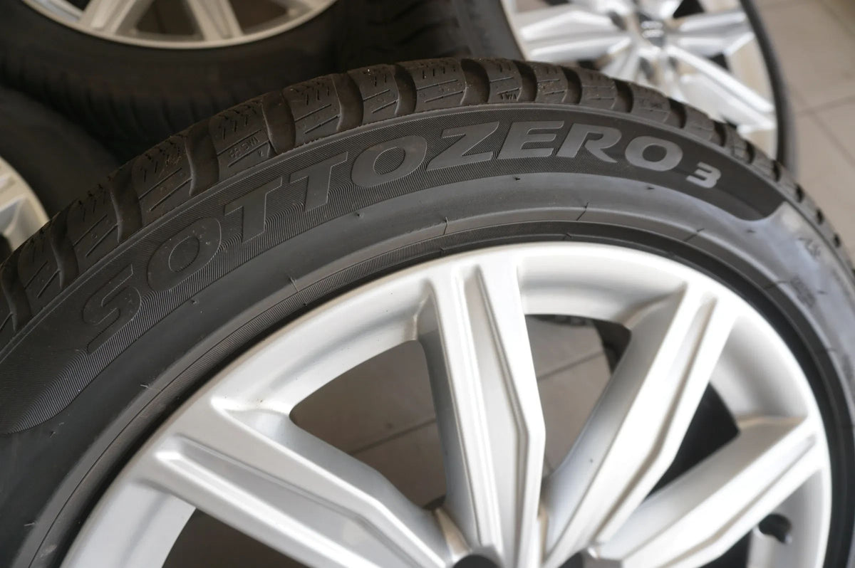 Original Audi A6 S6 C8 4K Alufelgen Winterräder Winterreifen 245 45 R19 102V 6mm Detailansicht 4