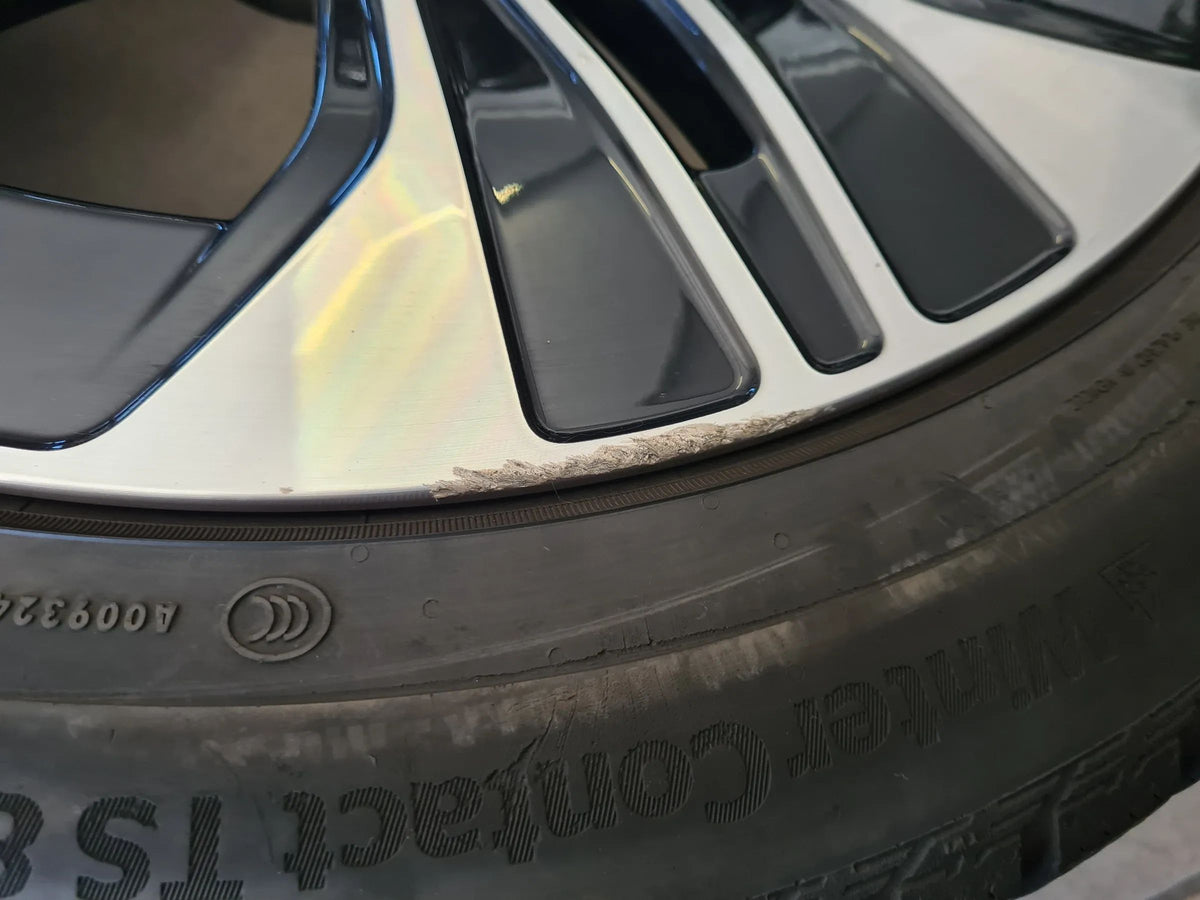 Original Mercedes E-Klasse W214 S214 Alufelgen Winterreifen 245 45 R19 Zoll Visualizzazione dettagliata 8