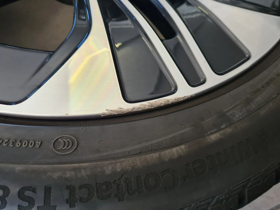 Original Mercedes E-Klasse W214 S214 Alufelgen Winterreifen 245 45 R19 Zoll