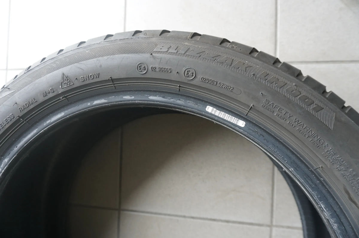 2 X 225 45 R18 91H Winter Tires Bridgestone Blizzak LM001 MO 2023 5.5mm Detailansicht 4
