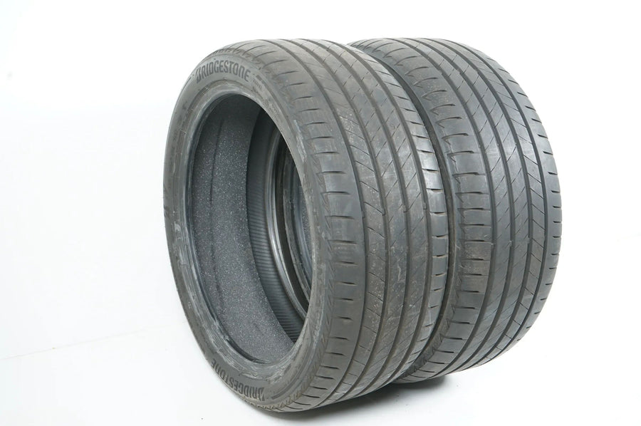 2 x Sommerreifen Bridgestone 255 40 20 Zoll DOT22/21 ca.5mm MO