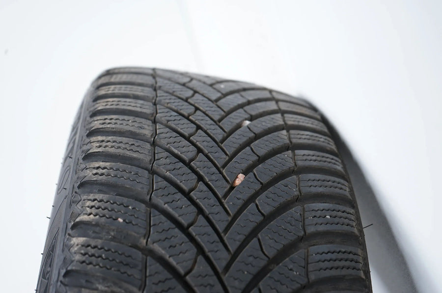 Ford unbekannt Winterräder Winterreifen 205 45 17 Zoll 4x108