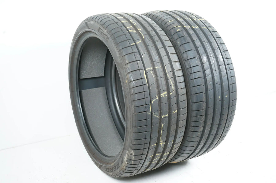 2 x Sommerreifen Pirelli P Zero PZ4 255 40 R21 21 Zoll DOT22 ca.7mm