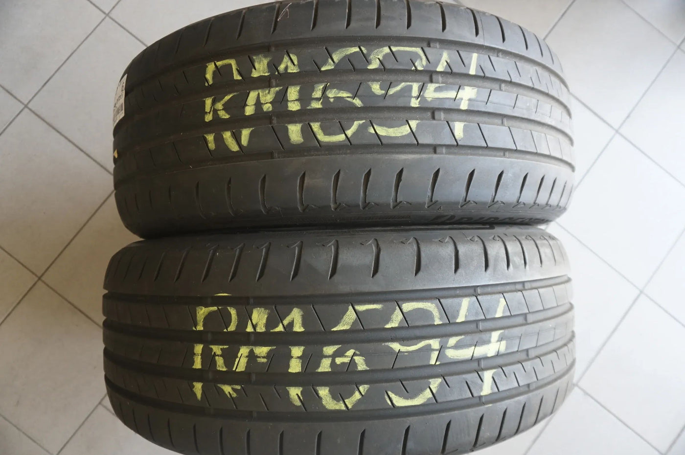 2 X 245 45 R20 103W Sommerreifen Bridgestone Alenza 001 * 6mm 2021