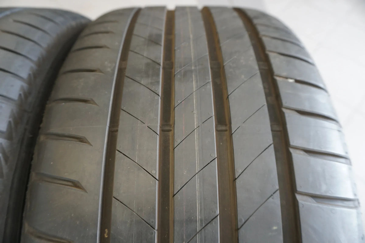 Mercedes S-Klasse W223 V223 20 Zoll AMG Alufelgen Sommerreifen 255 40 285 35 R20 Detail view 10