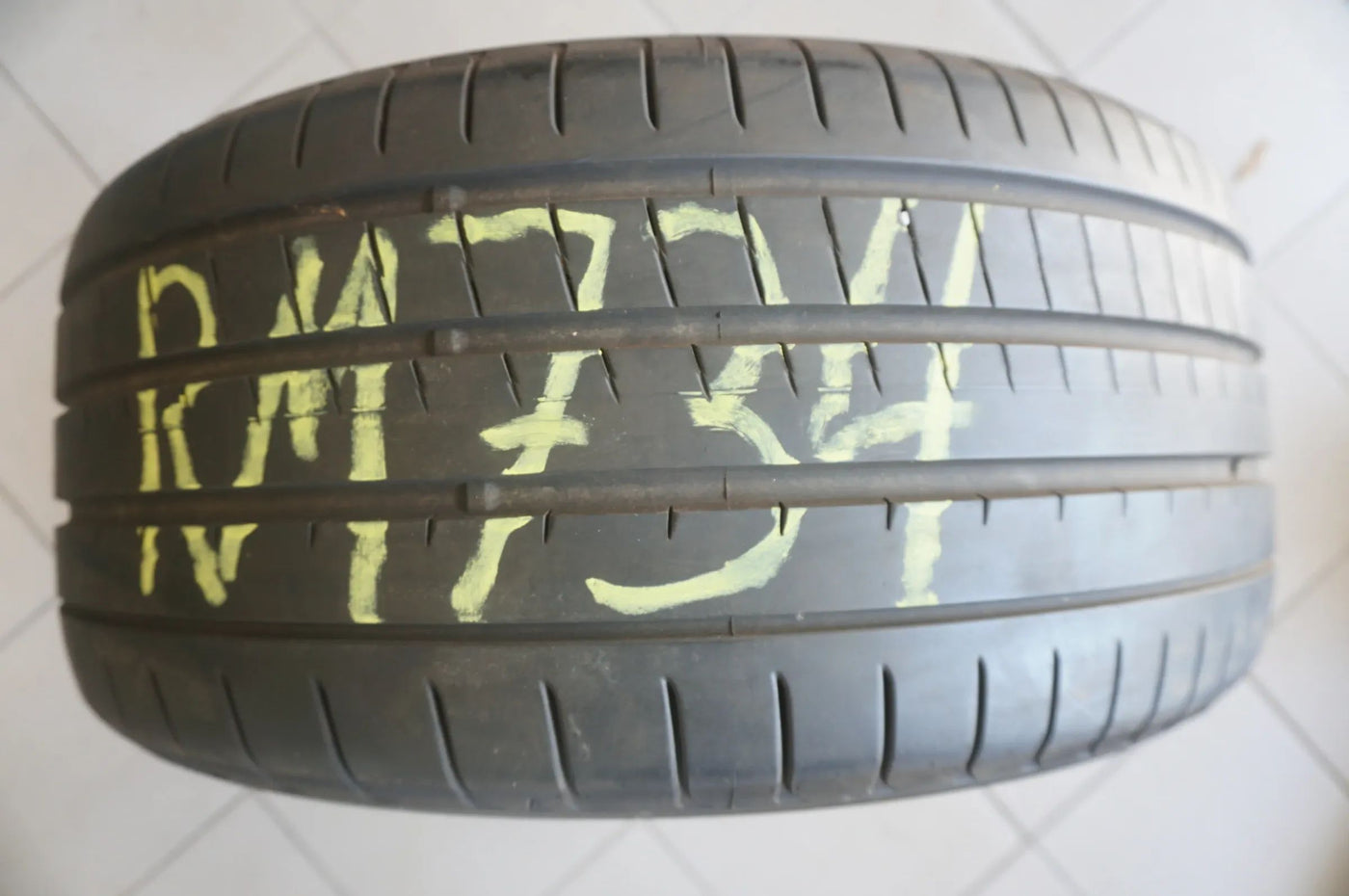 1 X 275 40 R20 106W Sommerreifen Yokohama Advan Sport V107 * 2023 6mm