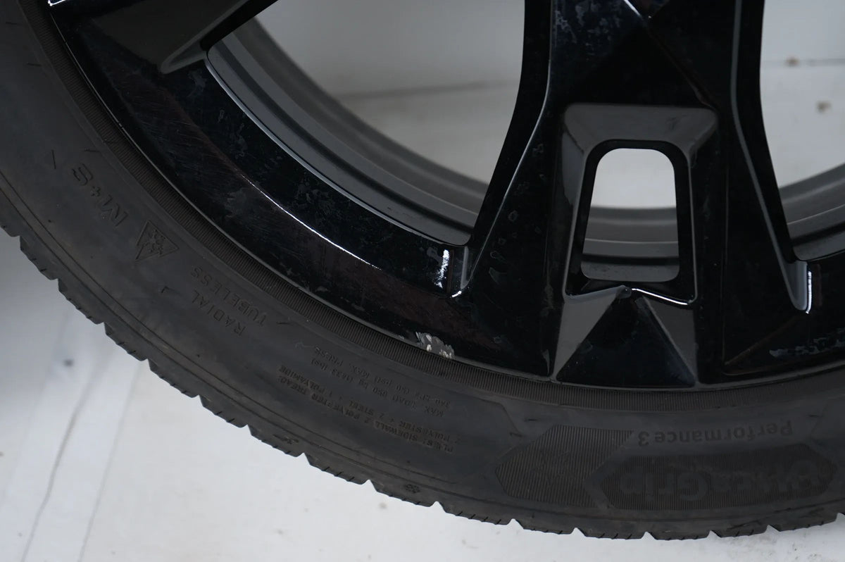 Pneumatici invernali e ruote invernali BMW Serie 1 Serie 2 F70 F74 195 50 18 pollici 968M 5A45271 Visualizzazione dettagliata 7