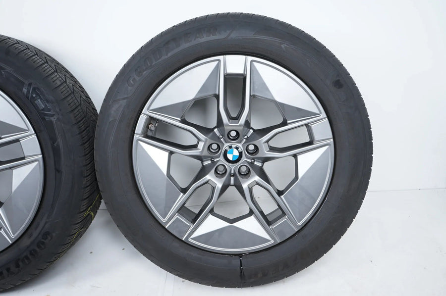 BMW iX i20 Winterreifen Winterräder 235 60 20 Zoll 1002 5A02653