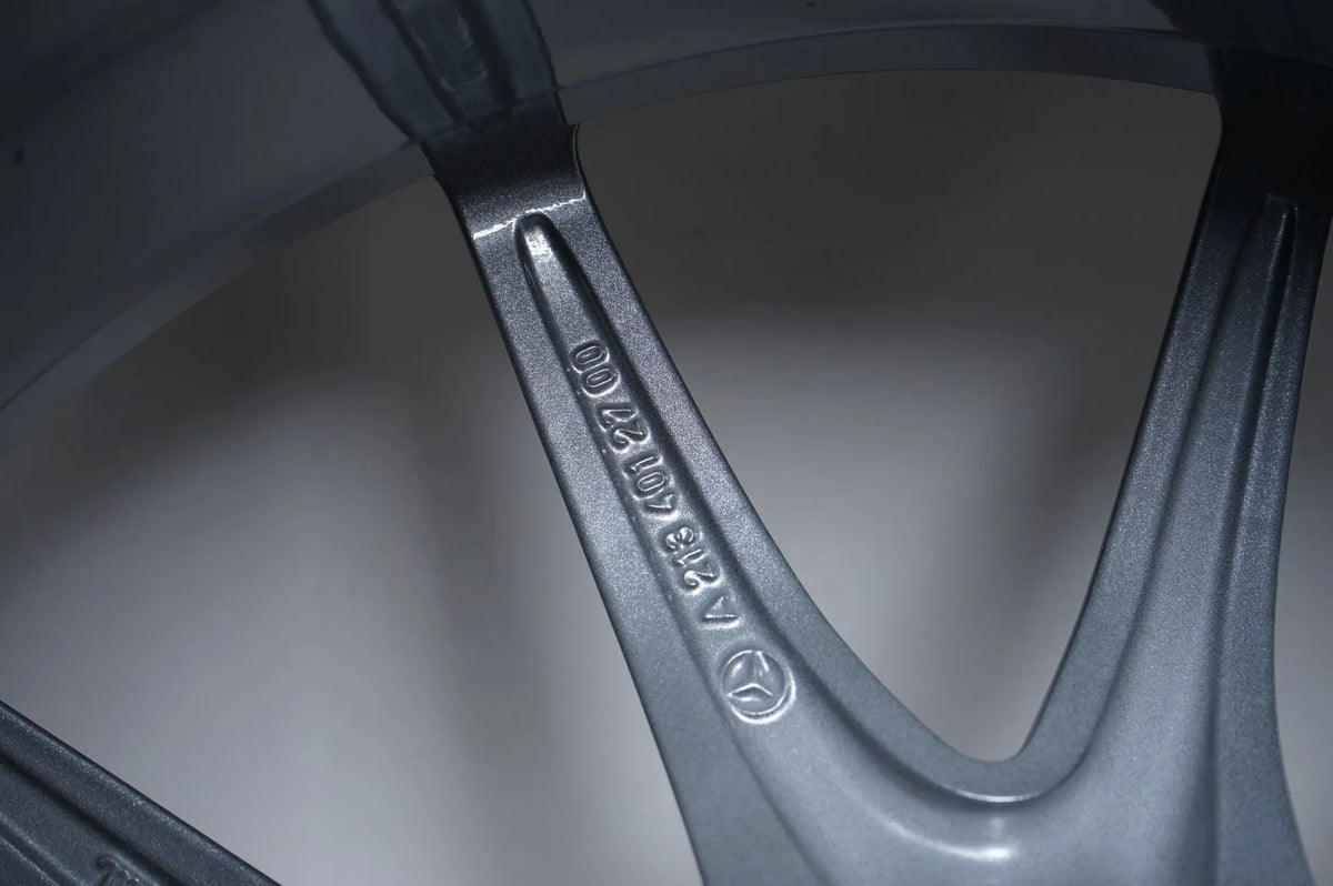 Mercedes E63 AMG W213 Winterreifen Winterräder 19 Zoll Detailansicht 13