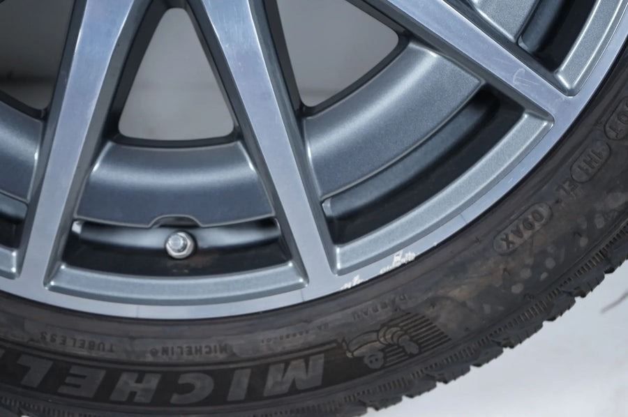 Mercedes C43 AMG W206 Winterreifen Winterräder 235 45 18 Zoll