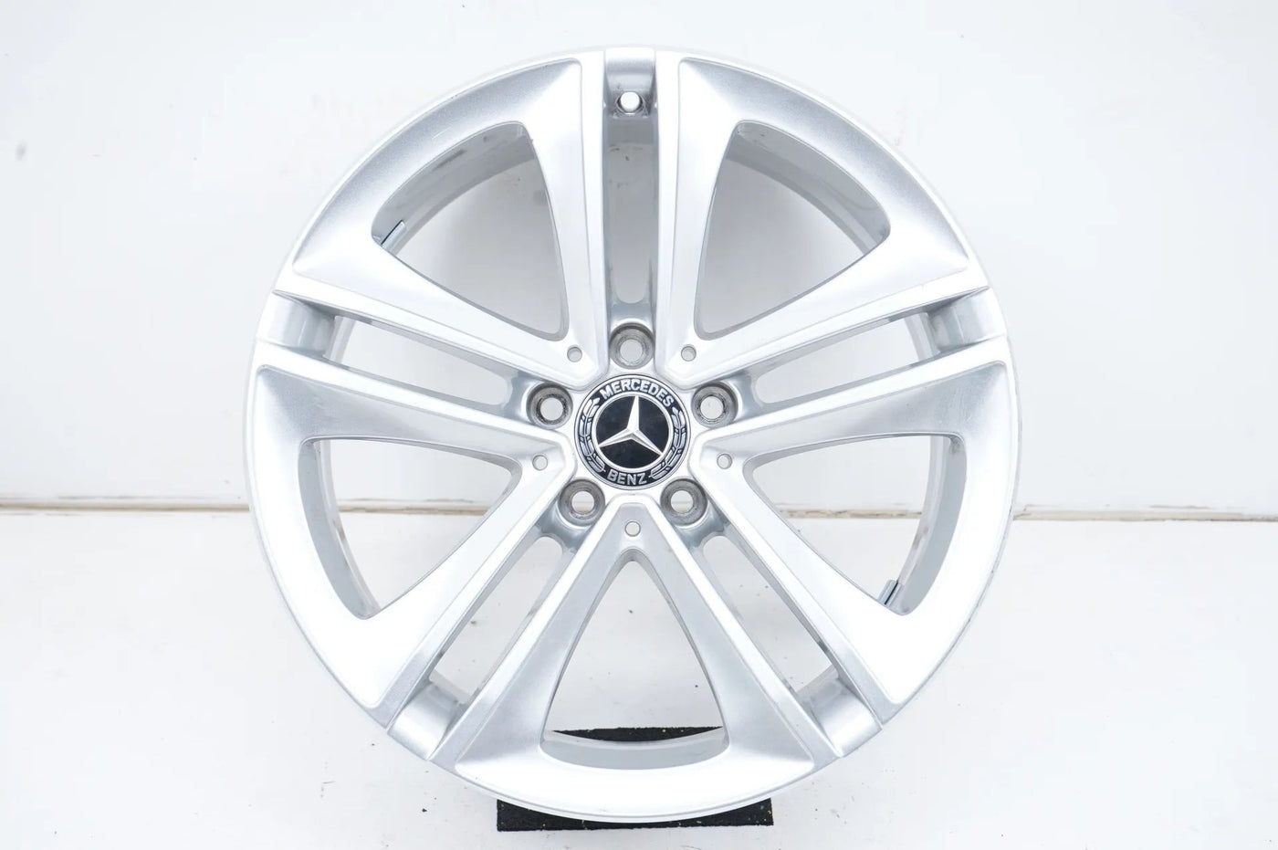 1 jante alliage Mercedes CLS W257 18 pouces A2574010200 9J ET33
