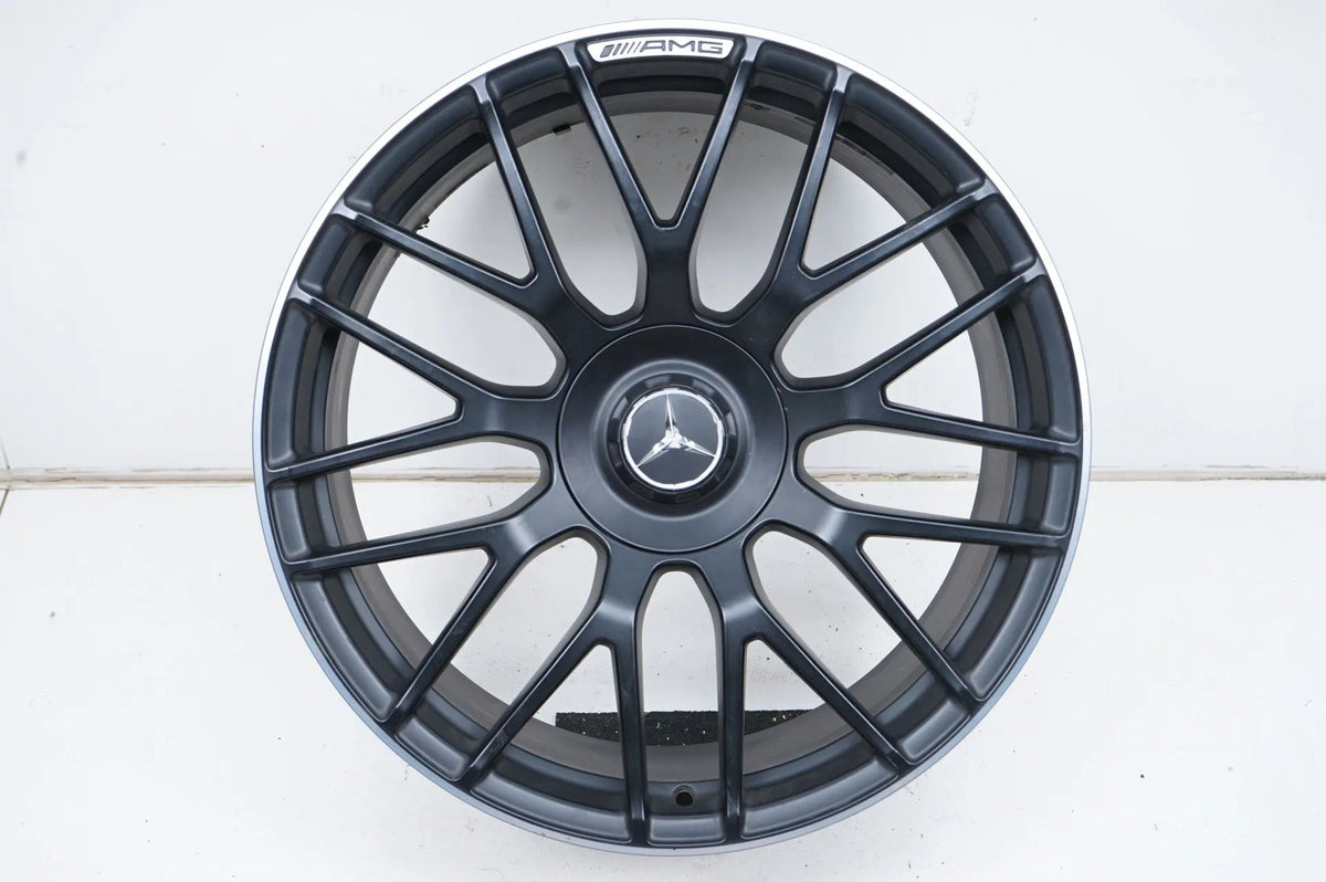 1 x Mercedes C63 W205 AMG hliníkový disk 19 palců A2054011800 9,5J