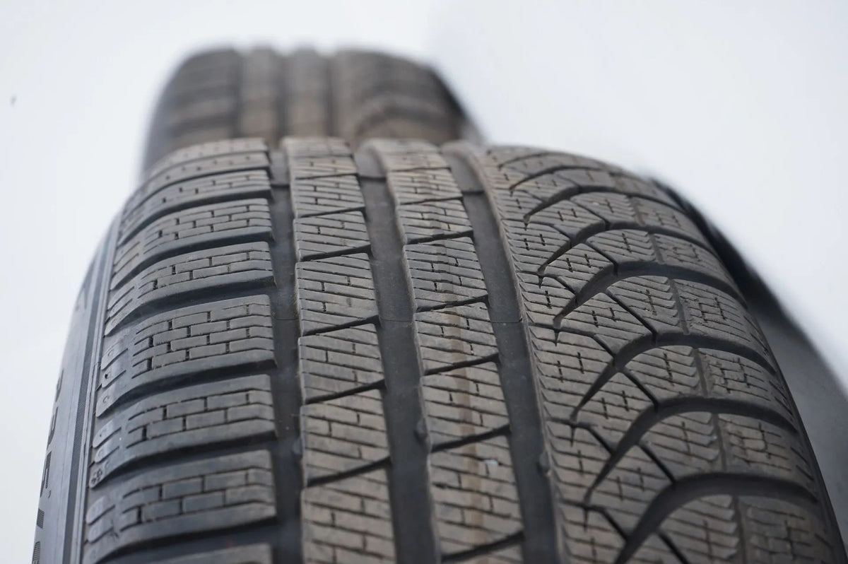 BMW iX i20 winter tires winter wheels 235 60 20 inch 1002 5A02653 Detailansicht 8