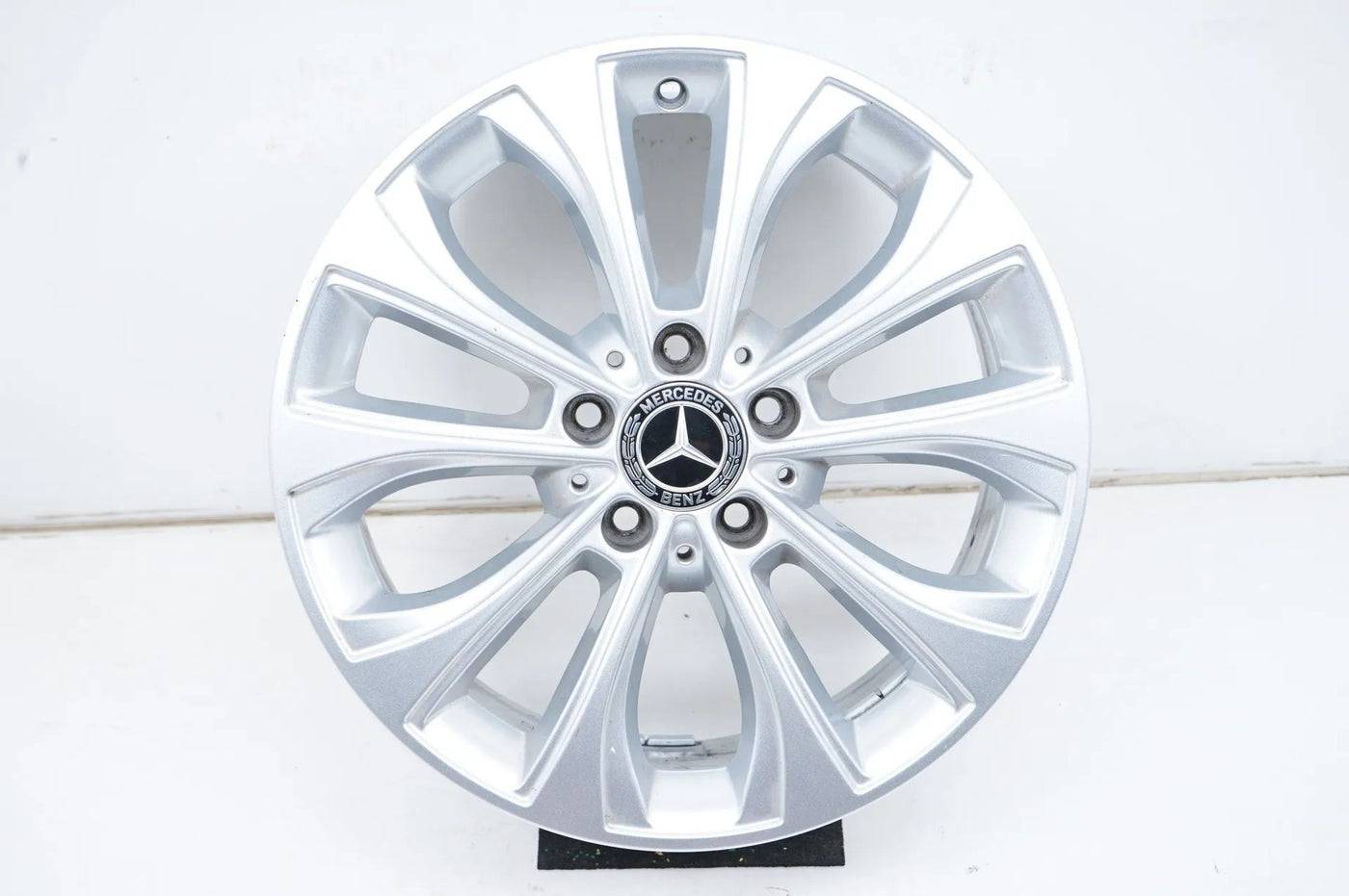 1 x Mercedes C Klasse W205 Alufelge 17 Zoll A2054018700 8J