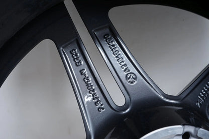 1 x Mercedes E63 S AMG W213 hliníkový disk 20 palců A2134017100 9,5J ET25