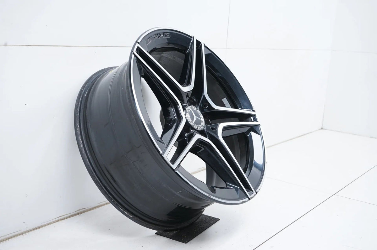 1 x hliníkový disk Mercedes CLS53 W257 19 palců A2574013000 8J ET10 Detailní zobrazení 7