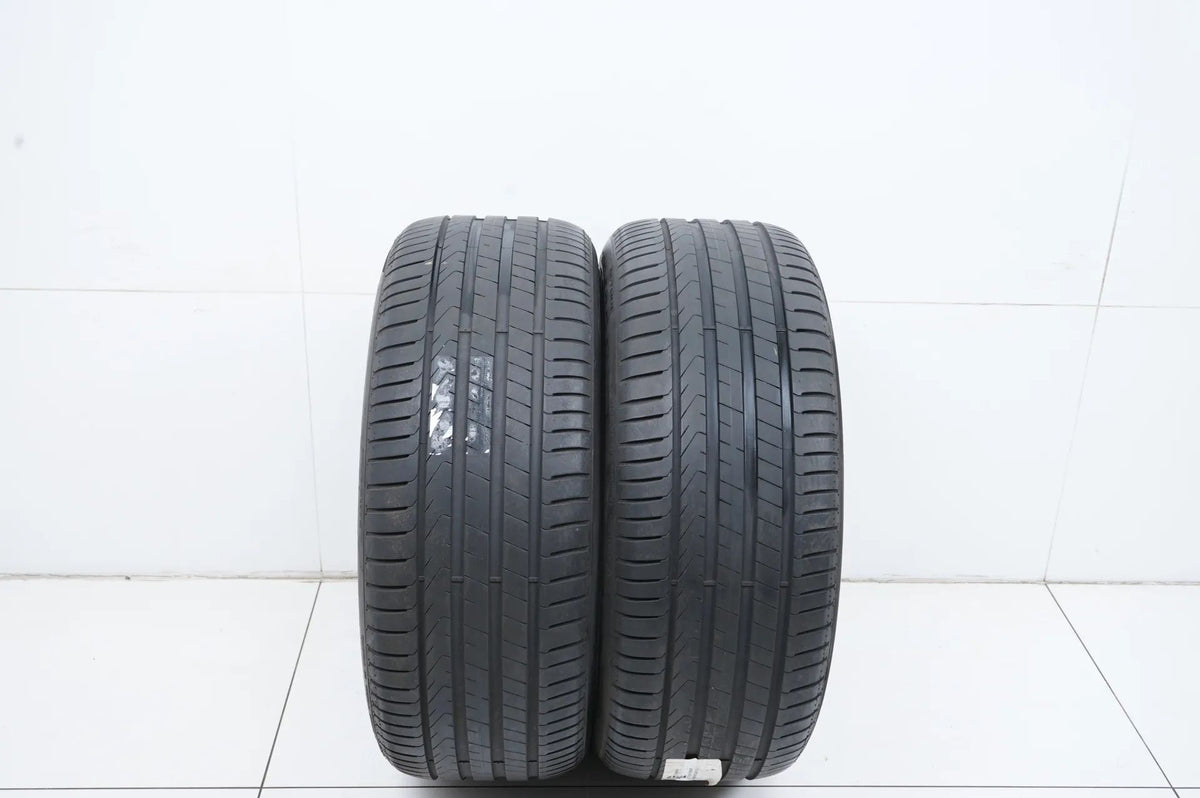 2 pneus d'été 255 45 R19 104Y Pirelli Cinturato P7 DOT22 env. 5 mm MO Vue détaillée 2