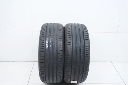 2 pneus d'été 255 45 R19 104Y Pirelli Cinturato P7 DOT22 env. 5 mm MO