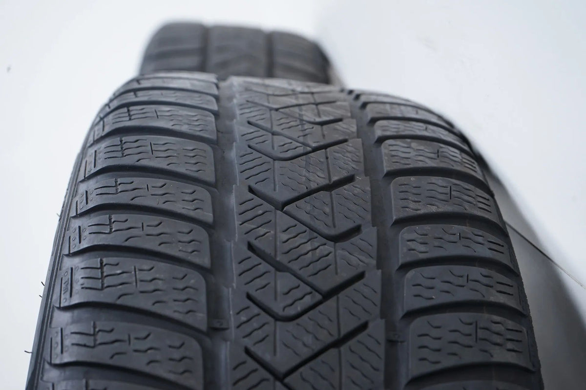 Mercedes C-Class W206 winter tires/wheels 225/45/18 inch Detailansicht 12