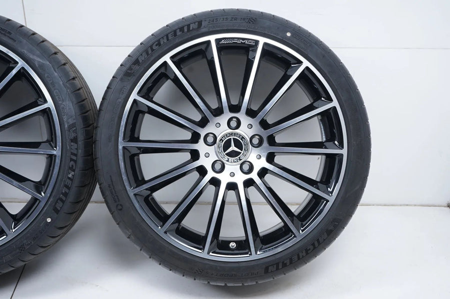 Mercedes CLA35 W118 C118 X118 Winterräder mit neuen Winterreifen 245 35 19 Zoll