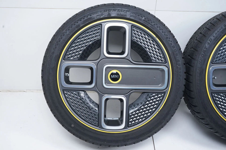 Mini Electric Power F56 winter tires/wheels 205/45/17 inch 737