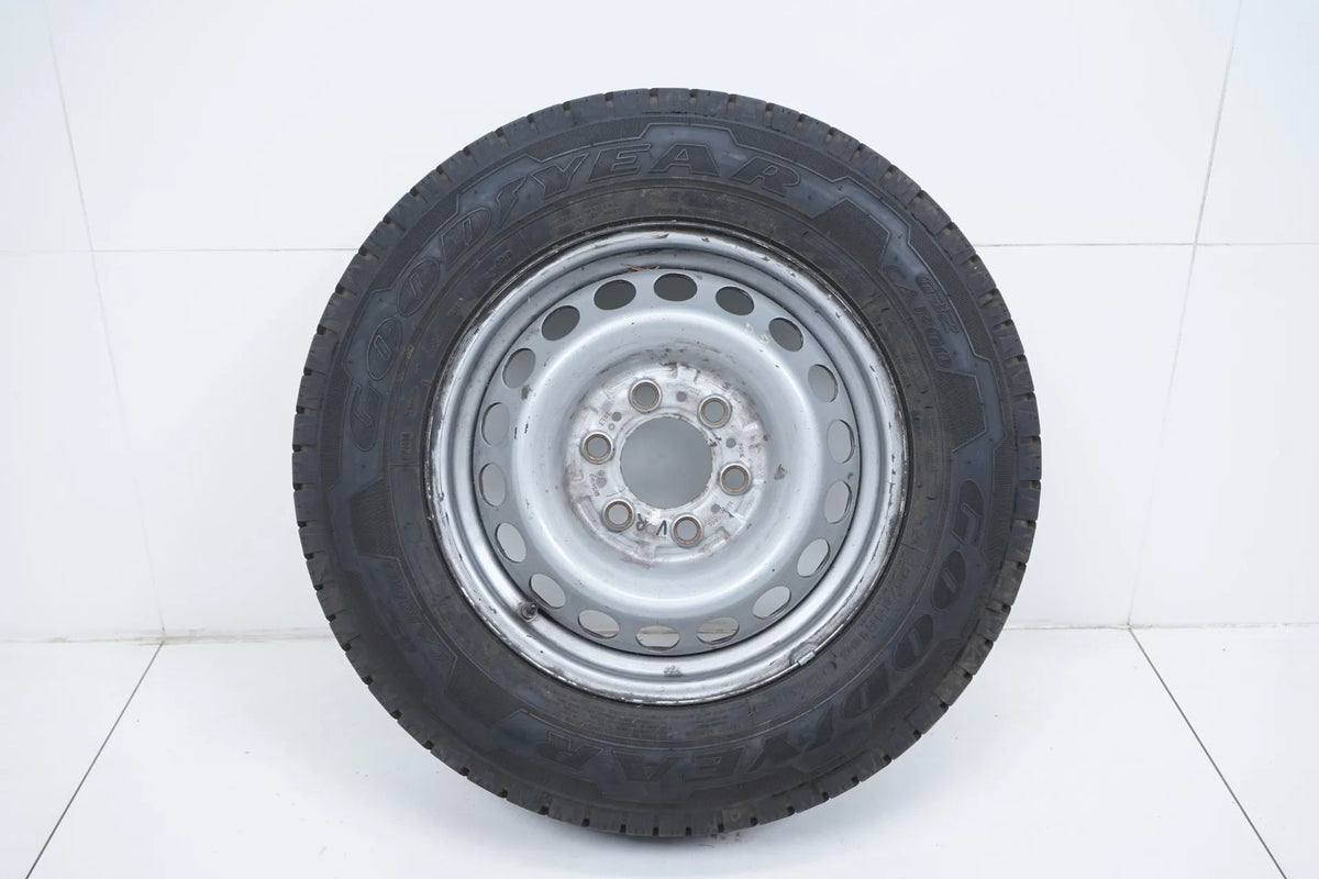 1 x Mercedes Sprinter W910 spare wheel 225 65 16 inch Detailansicht 3