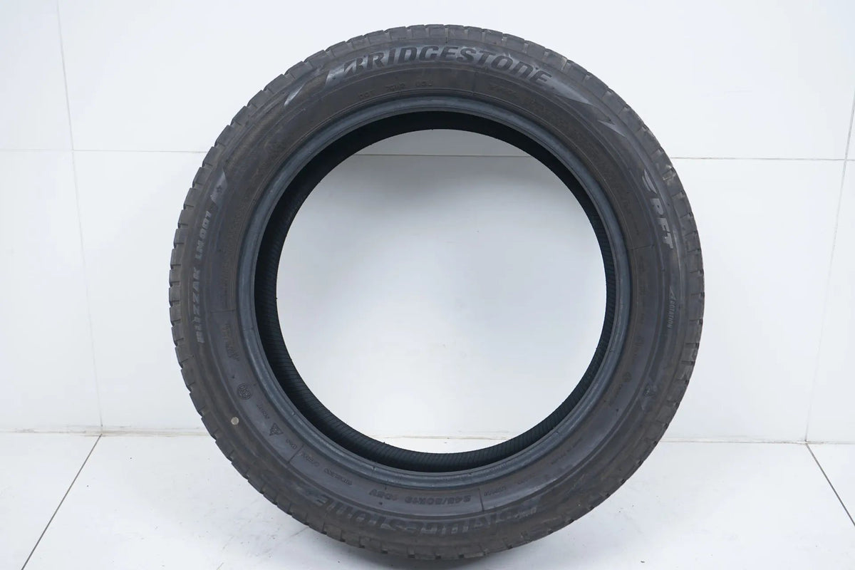 1 x Bridgestone winter tire 245/50 R19 inch DOT18 BMW* approx. 4mm tread depth RFT Detail view 2