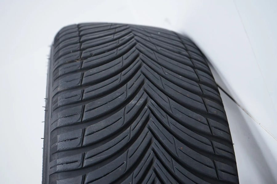 Mercedes C-Class W206 all-weather tires, winter wheels, 225/45/18 inch