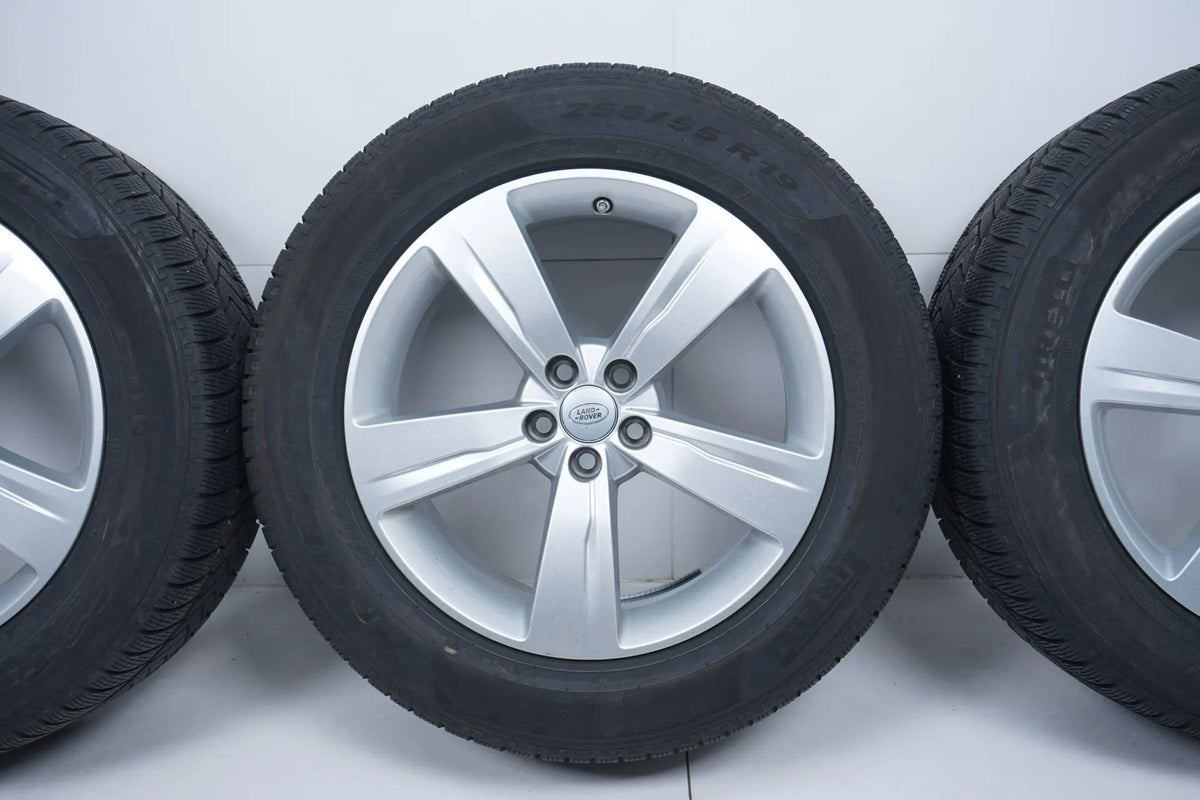 Land Rover Range Velar winter tires/wheels 255/55/19 inch Detailansicht 5