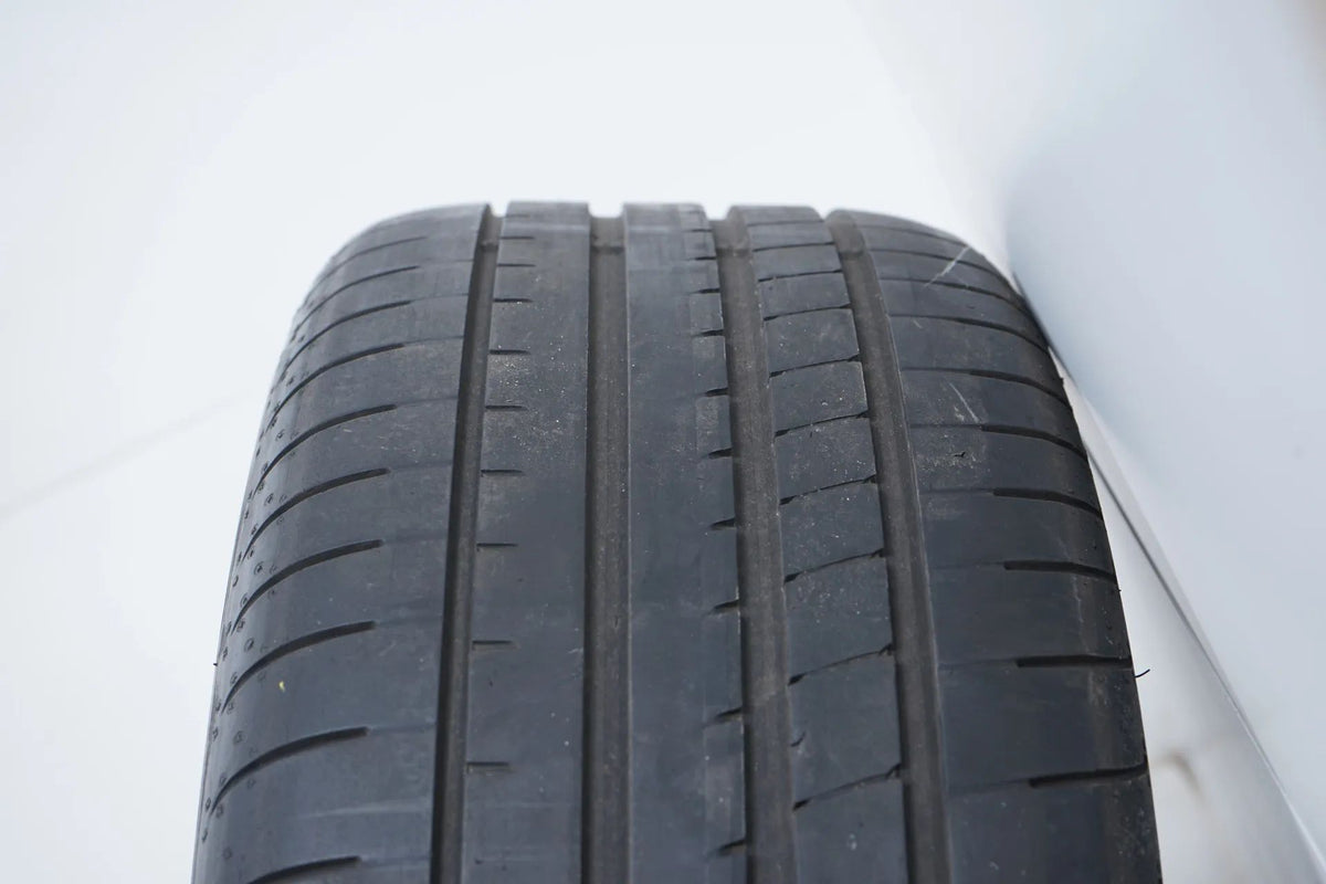 Jaguar XE XF GX summer wheels summer tires 245 45 18 inch Detailansicht 15