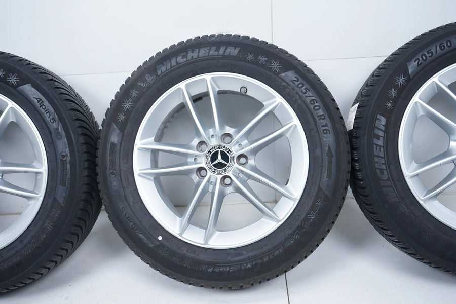 Pneus hiver et jantes hiver 16 pouces pour Mercedes Classe AB W177 B247