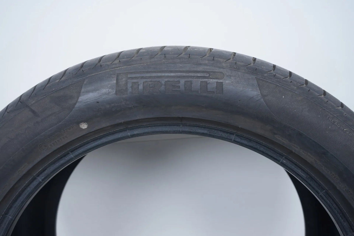1 pneu été Pirelli P Zero 315/40/21 MO DOT18 environ 6 mm Vue détaillée 3