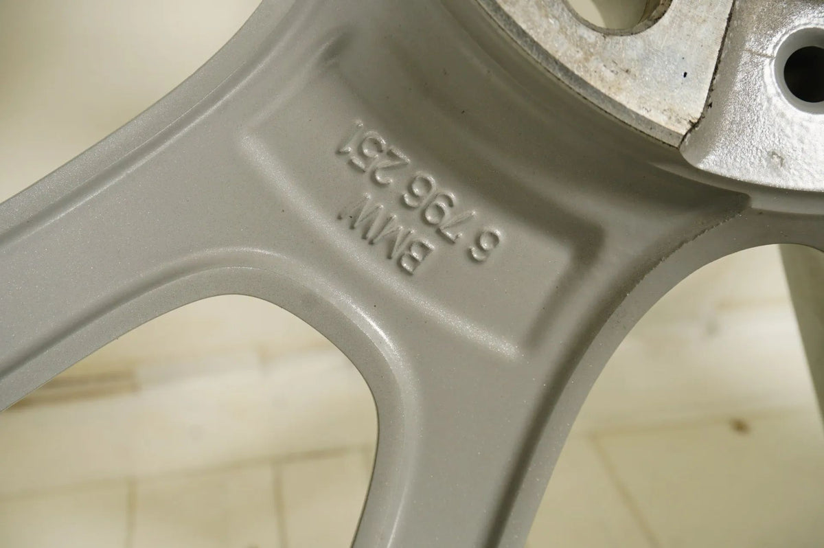 1 x hliníkový disk BMW řady 3 a 4 F30 F31 F32 F36 18 palců 398 6796251 8,5J Detailní zobrazení 9