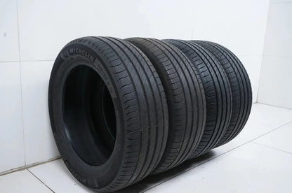 4 x pneus été Michelin Primacy 4 195 55 16 pouces DOT23 env.7mm